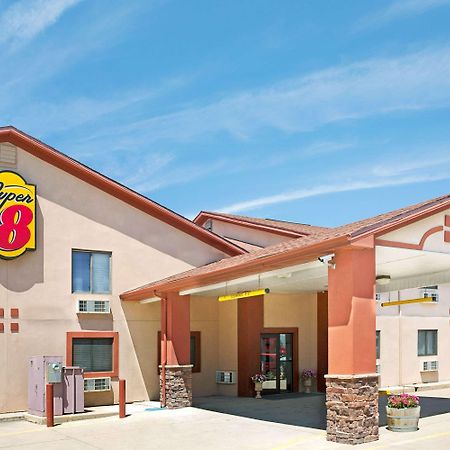 Super 8 By Wyndham Longmont/Del Camino Hotel Exterior photo